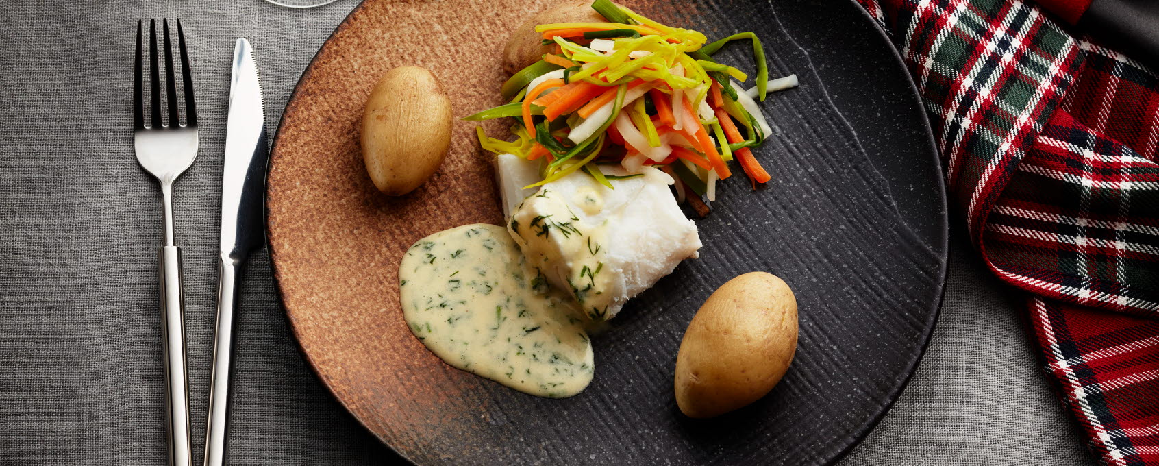 Torsk med mandelpoteter og dillsmør